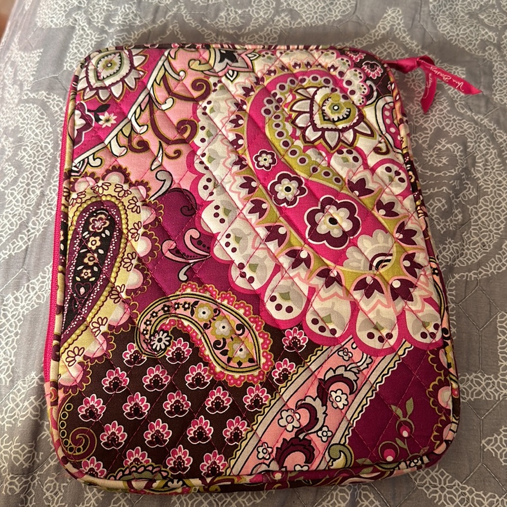 iPad case - Picture 2 of 4